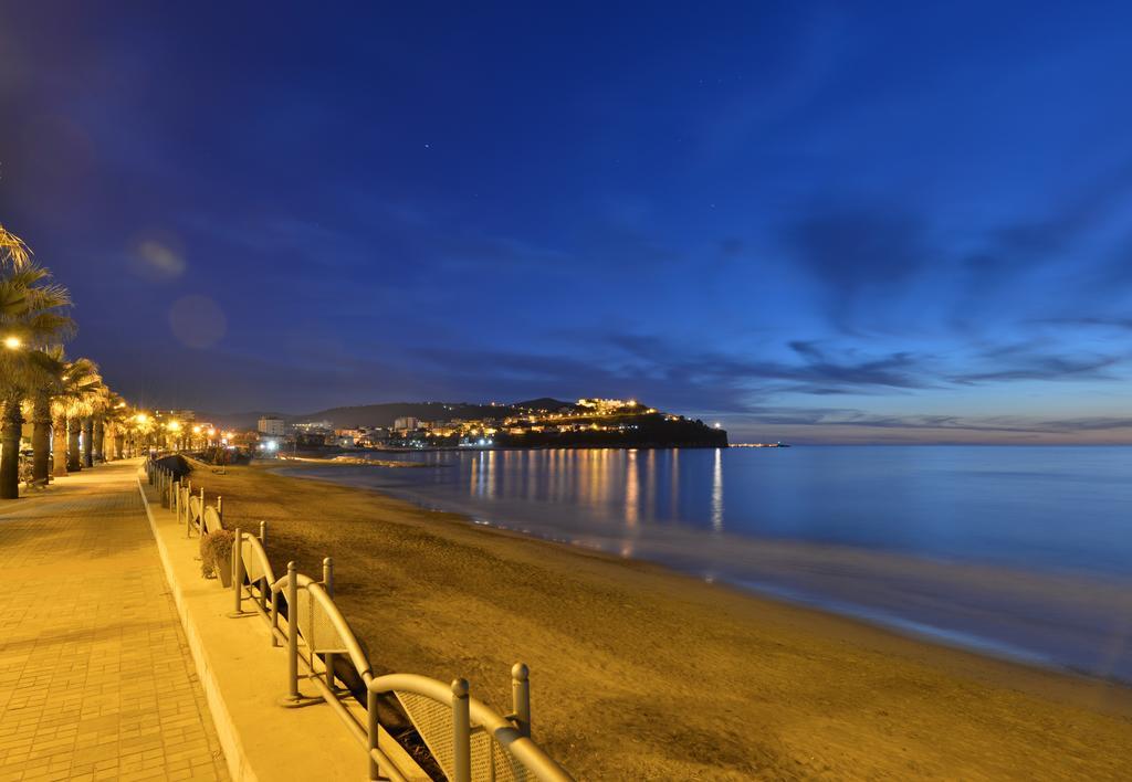 Hotel Serenella Agropoli Exteriör bild