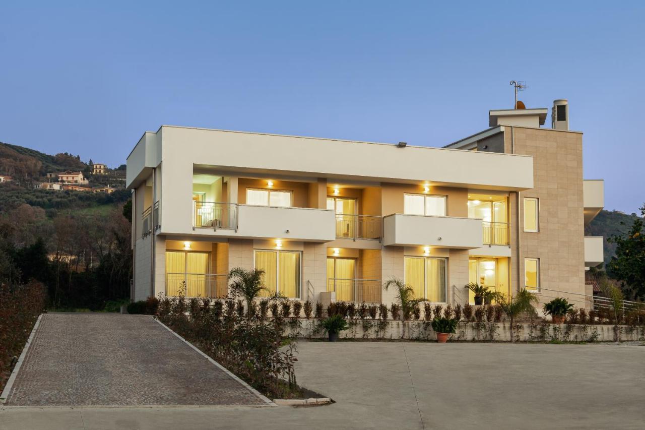 Hotel Serenella Agropoli Exteriör bild