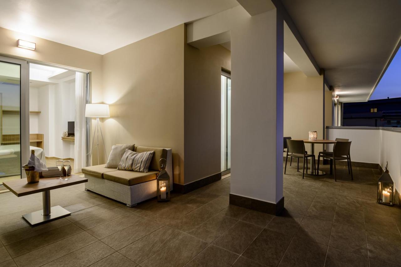 Hotel Serenella Agropoli Exteriör bild